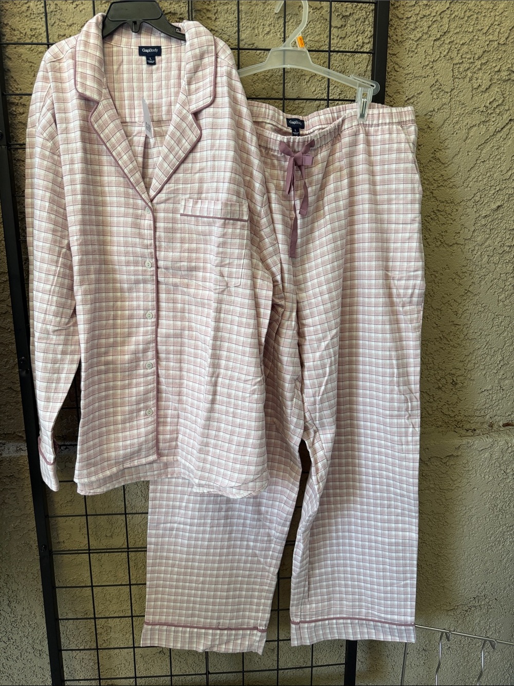 New GAP Pink Plaid Flannel Cotton Two-Piece Pajama Set